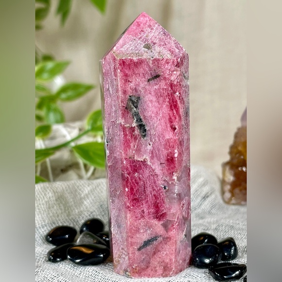 2190 Rhodonite Crystal Mini Tower - Picture 6 of 12